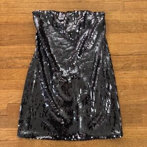 Alyn Paige sequin midi skirt size medium M
b77